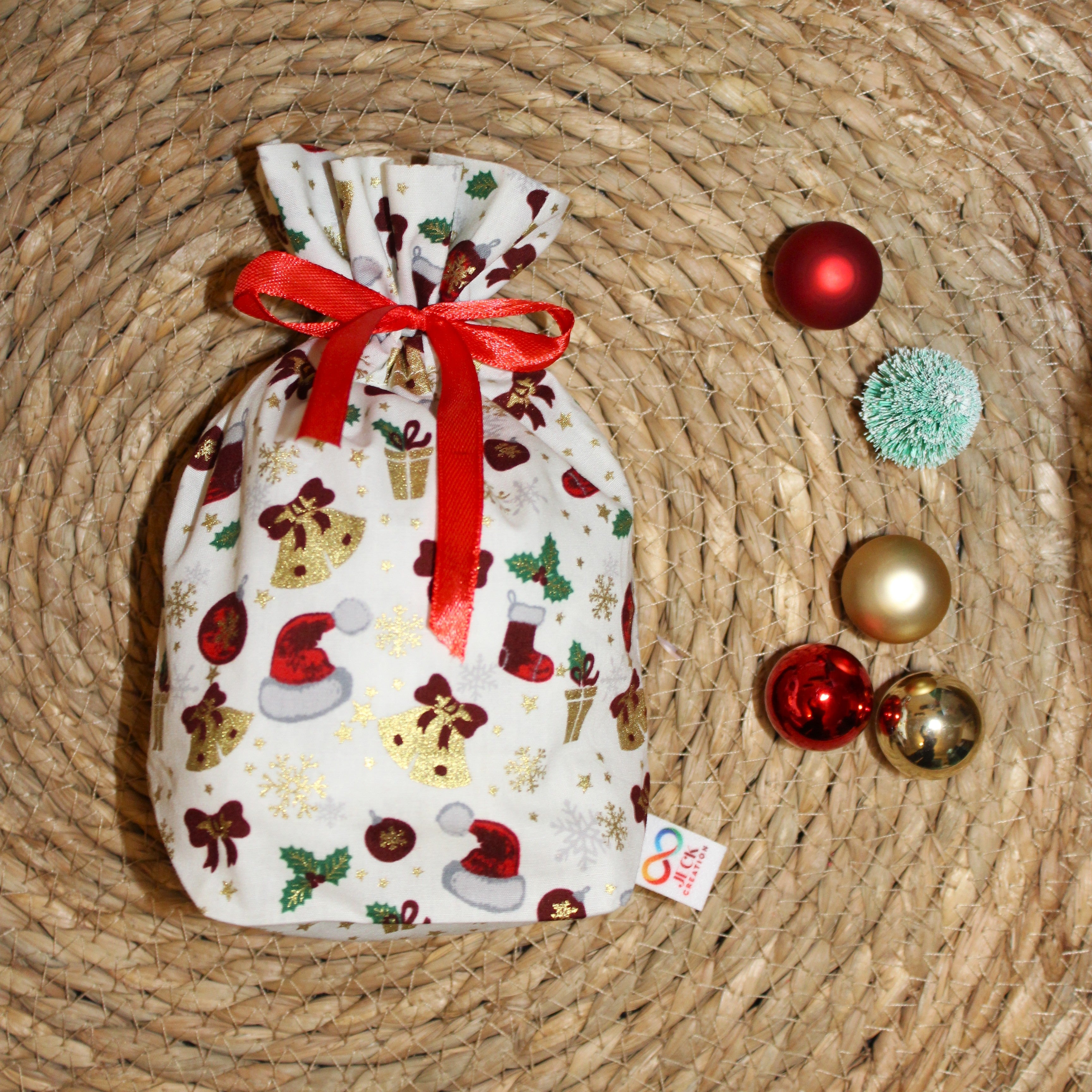 Geschenkbeutel mit Boden und Kordel